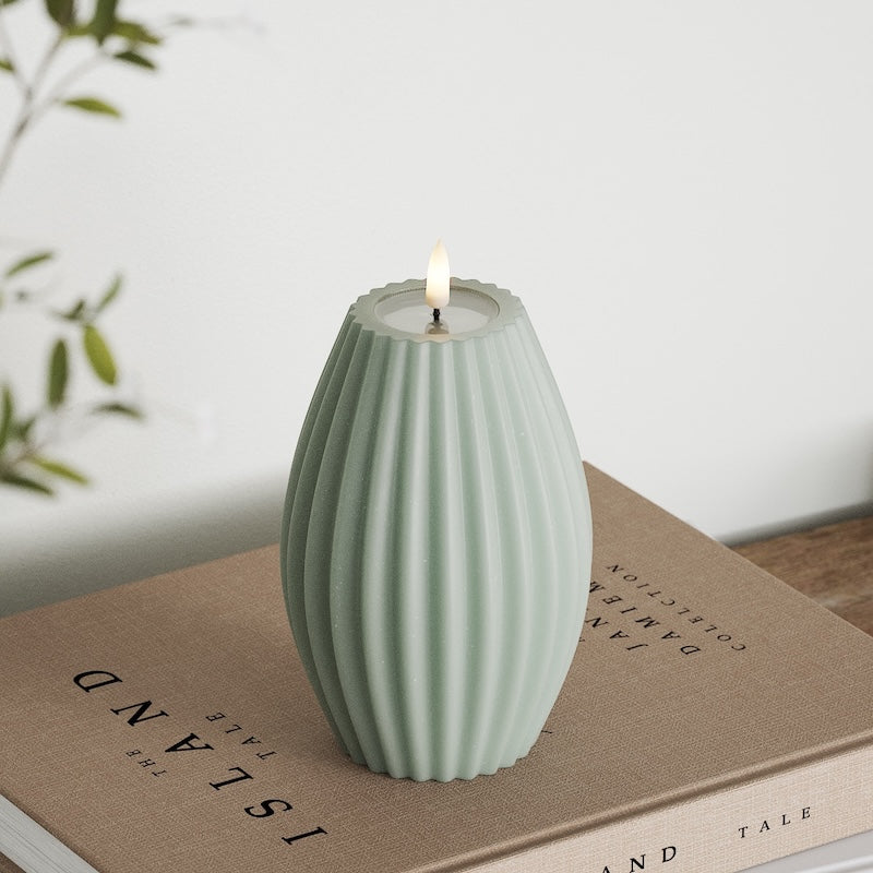 Deluxe Homeart LED drážkové svetlo D 10 x V 15 cm Šalviovozelená