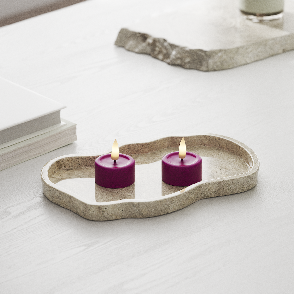 Deluxe Homeart LED-teeküünal 2 tk. Violett LED-teeküünal 1