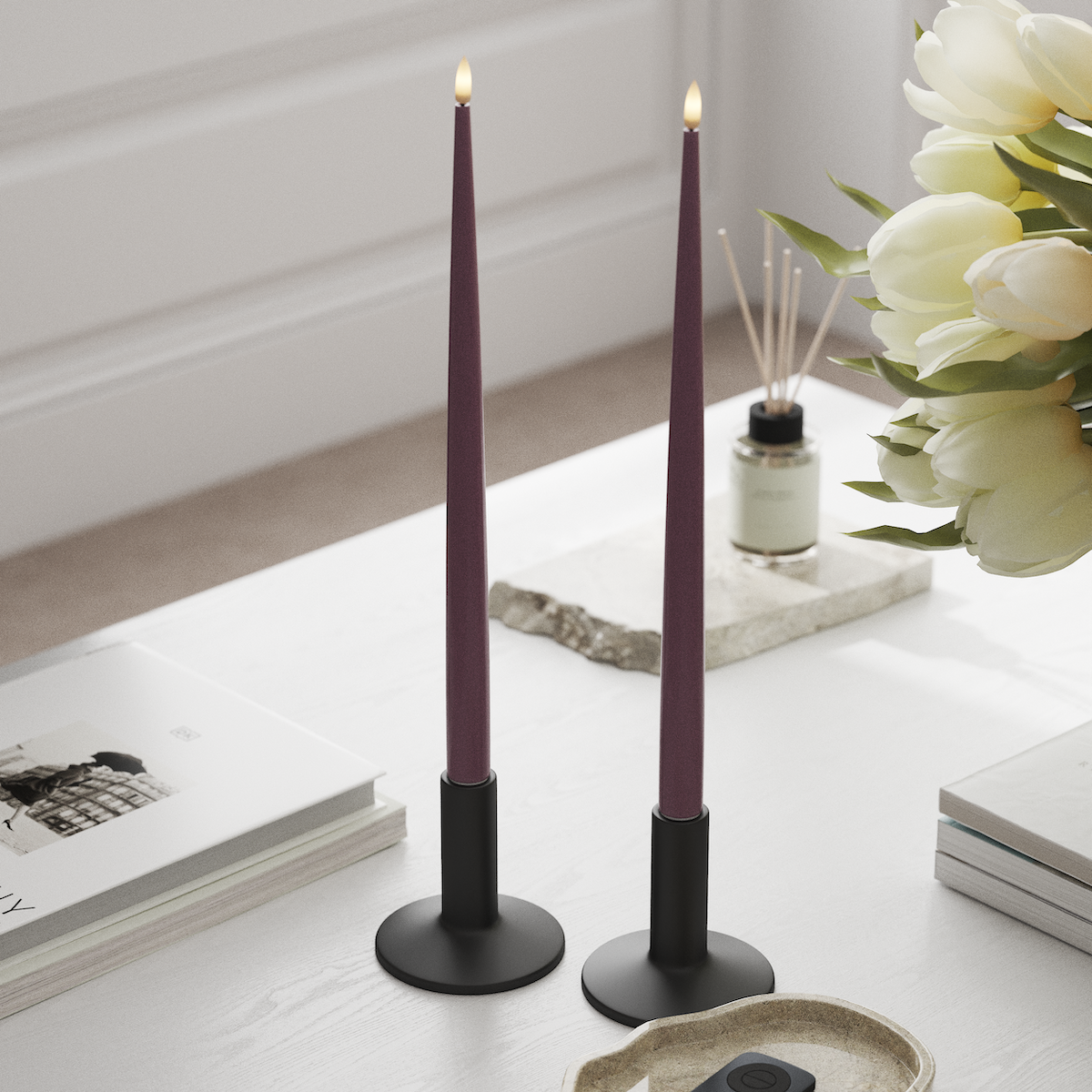 Deluxe Homeart LED svetlo na sviečku s lakom, 2 ks 38 cm Svetlofialová LED svetlo sviečky 1