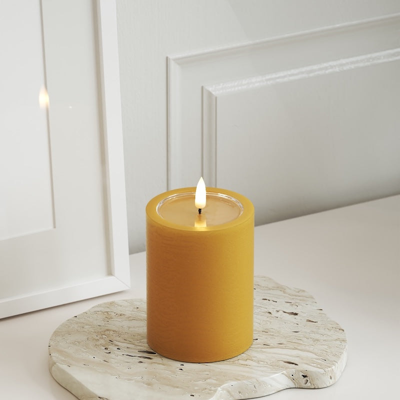 Unique Candles Unique LED blokové svetlo D 7,5 x 10 cm Kariová