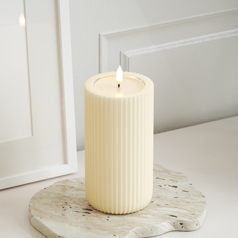 Unique Candles Unique LED Rilleljus D 8 x 15 cm Kräm